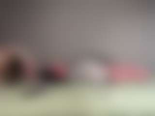 Live cam show with Melia Rose - Public Ebony on Hubzter Live