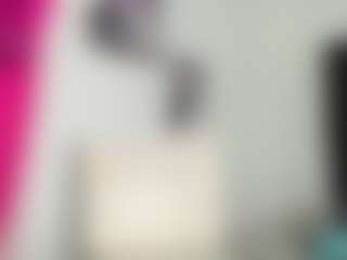 Live cam show with gabi_horny - Black Hair on Camsoda