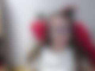 Live cam show with LizzySparkle - Domination on Pornisteam.com
