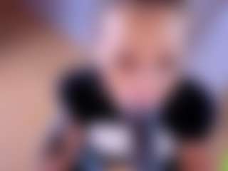 Live cam show with Melenn - Blonde Hair on Hubzter Live