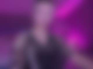 SelenaIriss's Live Sex Cam Show