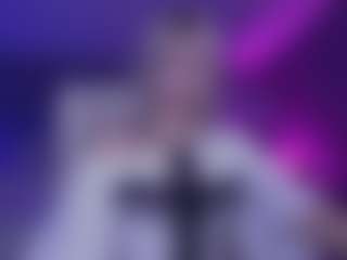 SelenaIriss's Live Sex Cam Show