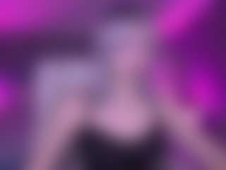 Live cam show with SelenaIriss - Vr on Hubzter Live