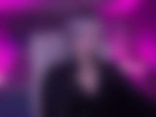 SelenaIriss's Live Sex Cam Show