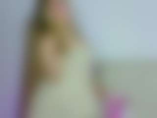Live cam show with Cloee_Rainbow1 - Tittyfuck on TottyGirls