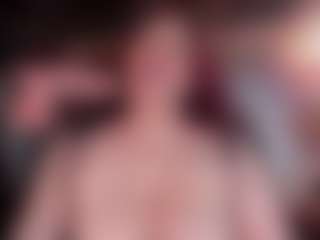 Live cam show with Biiancacox - Public BBW on intimatelivegirls.com
