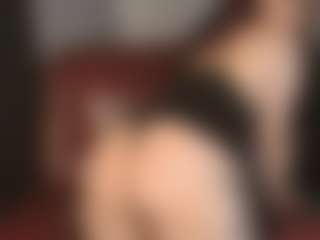 Live cam show with Biiancacox - Butt Plug on Camming Site