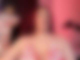 Live cam show with Biiancacox - Big Tits Brown Hair on AdultVida.com