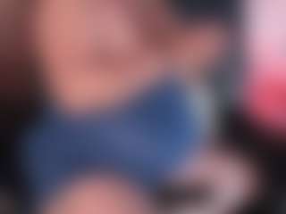 Live cam show with Biiancacox - Brown Eyes Brown Hair on Camsoda
