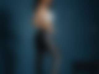 Eva Elfie 2's Live Sex Cam Show