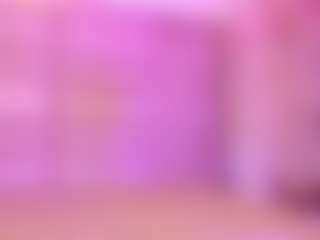 Live cam show with MaddieStark - Camel Toe on CamwithHer