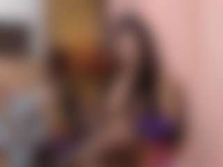 Live cam show with idalisVanucci - Double Penetration on Dolls Live