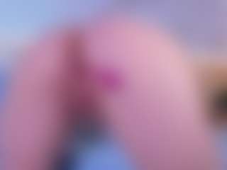 Live cam show with Valeryy-Smith - Flashing on StripNow