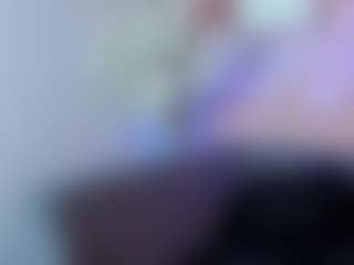 Live cam show with Karolinee - Curly on makecum.org