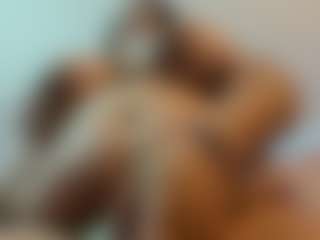 Karolinee's Live Sex Cam Show