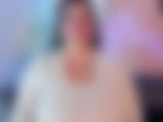 Karolinee's Live Sex Cam Show