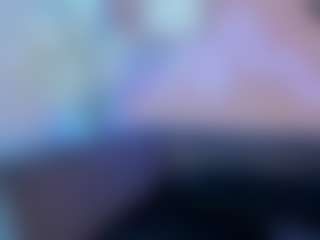 Karolinee's Live Sex Cam Show