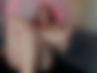 Karolinee's Live Sex Cam Show