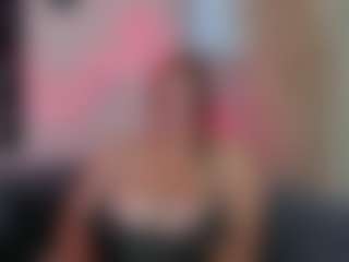 Karolinee's Live Sex Cam Show