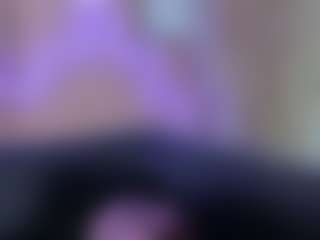 Karolinee's Live Sex Cam Show