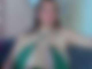 Live cam show with Karolinee - Fuck Machine on infinitiblacc.com