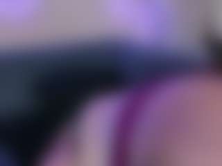 Live cam show with Karolinee - Curly on SpankPalCams