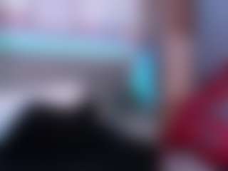 Karolinee's Live Sex Cam Show