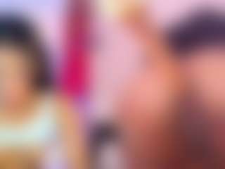 Live cam show with CandyRouse2 - Middle Aged on Gym Cam Girls