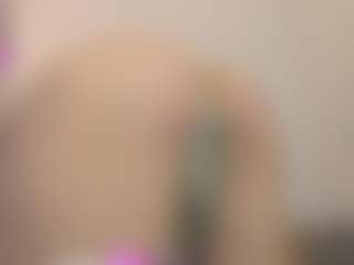mariiahneedles's Live Sex Cam Show