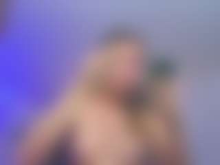 Live cam show with mariiahneedles - Drinking on livesuperchat.net