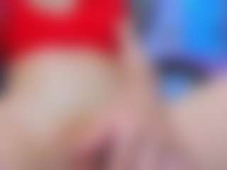 Live cam show with mariiahneedles - Green Eyes on Mixed Magazine Live