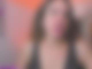 Live cam show with mariiahneedles - Colombia on Camsoda