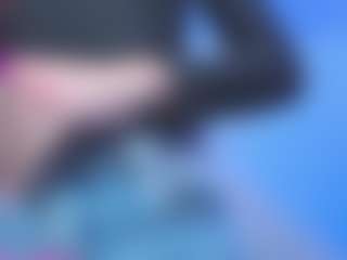 Live cam show with mariiahneedles - Smoking on xDating