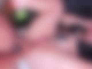 Shyfantasie111's Live Sex Cam Show