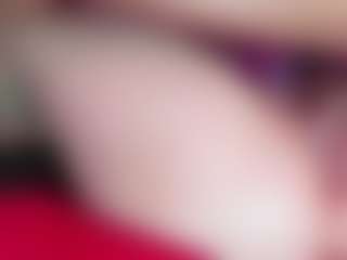 Live cam show with Shyfantasie111 - Gagging on wildcum.com