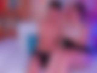 Live cam show with Shyfantasie111 - Gagging on AdultVida.com