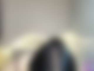 Live cam show with Valeria - Facial on Stripli.com