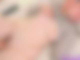 Live cam show with KawaiiYukii - Kawaii on Cam Slut