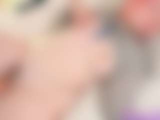 Live cam show with KawaiiYukii - Game on AdultVida.com