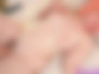 Live cam show with KawaiiYukii - Game on TeamSkeetLive