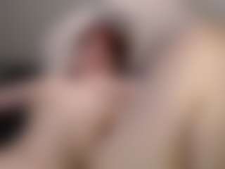 Live cam show with sinchip - Butt Plug on AdultVida.com