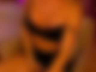 Live cam show with JessicaAubrey - Blonde Hair Middle Aged on LiveSexCams6