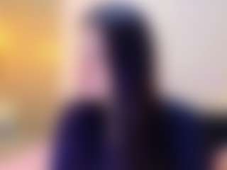 Lunaa-jonhsonn's Live Sex Cam Show
