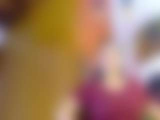 Lunaa-jonhsonn's Live Sex Cam Show