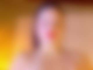 Lunaa-jonhsonn's Live Sex Cam Show