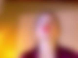 Lunaa-jonhsonn's Live Sex Cam Show
