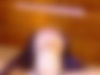 Lunaa-jonhsonn's Live Sex Cam Show