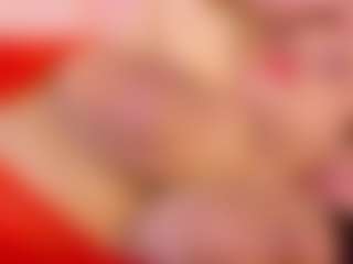 Lunaa-jonhsonn's Live Sex Cam Show