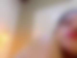 Live cam show with Lunaa-jonhsonn - Milk on Camsoda