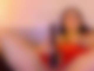 Lunaa-jonhsonn's Live Sex Cam Show